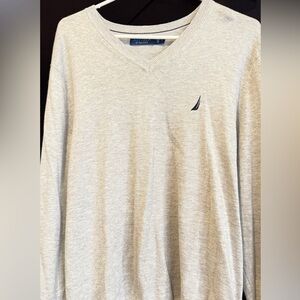 Nautica Men's Light Gray V-Neck Sweater